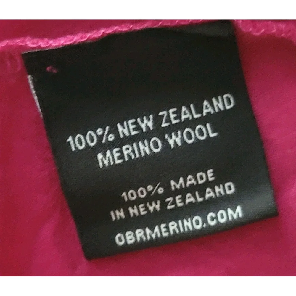 Merino Wool Poncho One Size New Zealand 100% Wool Pink Lightweight Travel Wrap